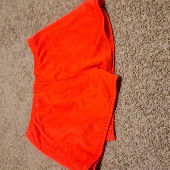 Red skort  3 gold color buttons on the side - Picture 3 of 3